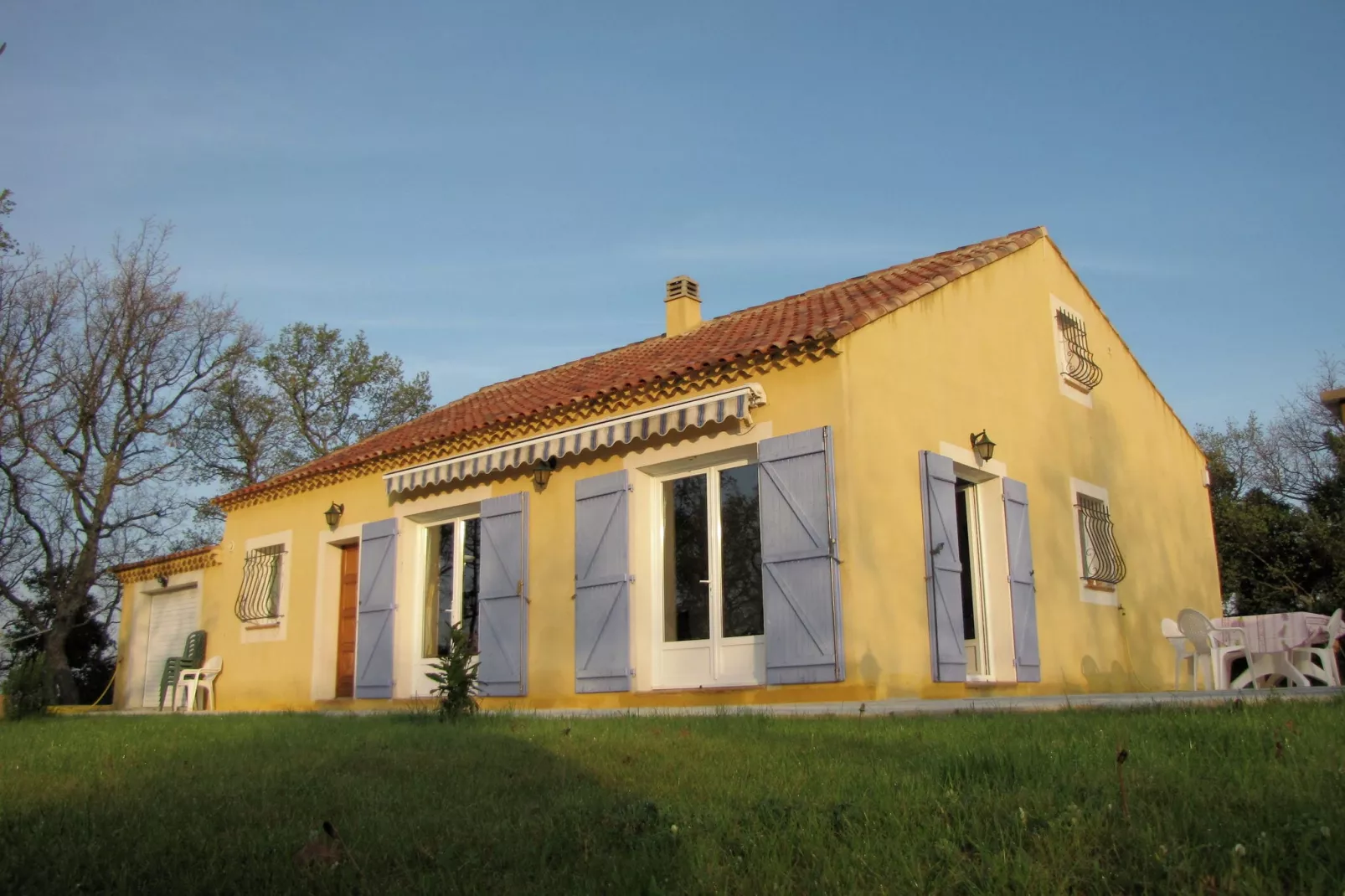 La Cheneraie-Exterior summer