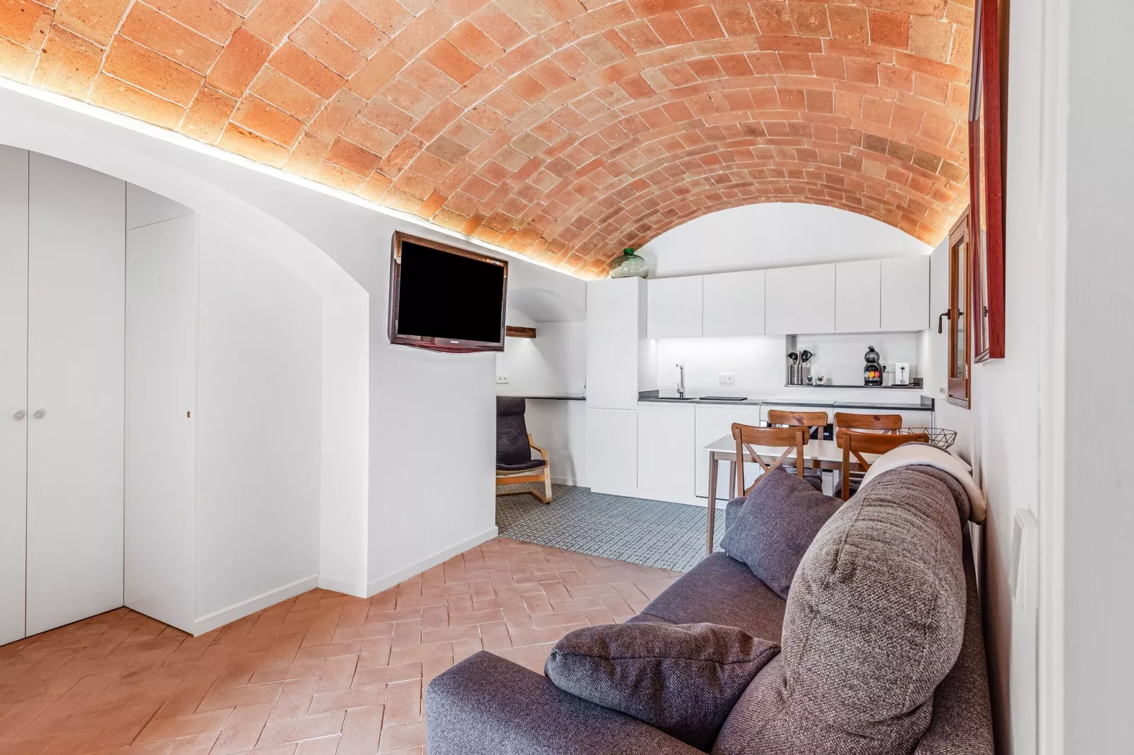Casa con piscina en Vulpellac-Living room