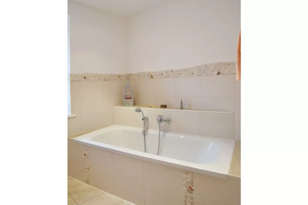 140959-Bathroom