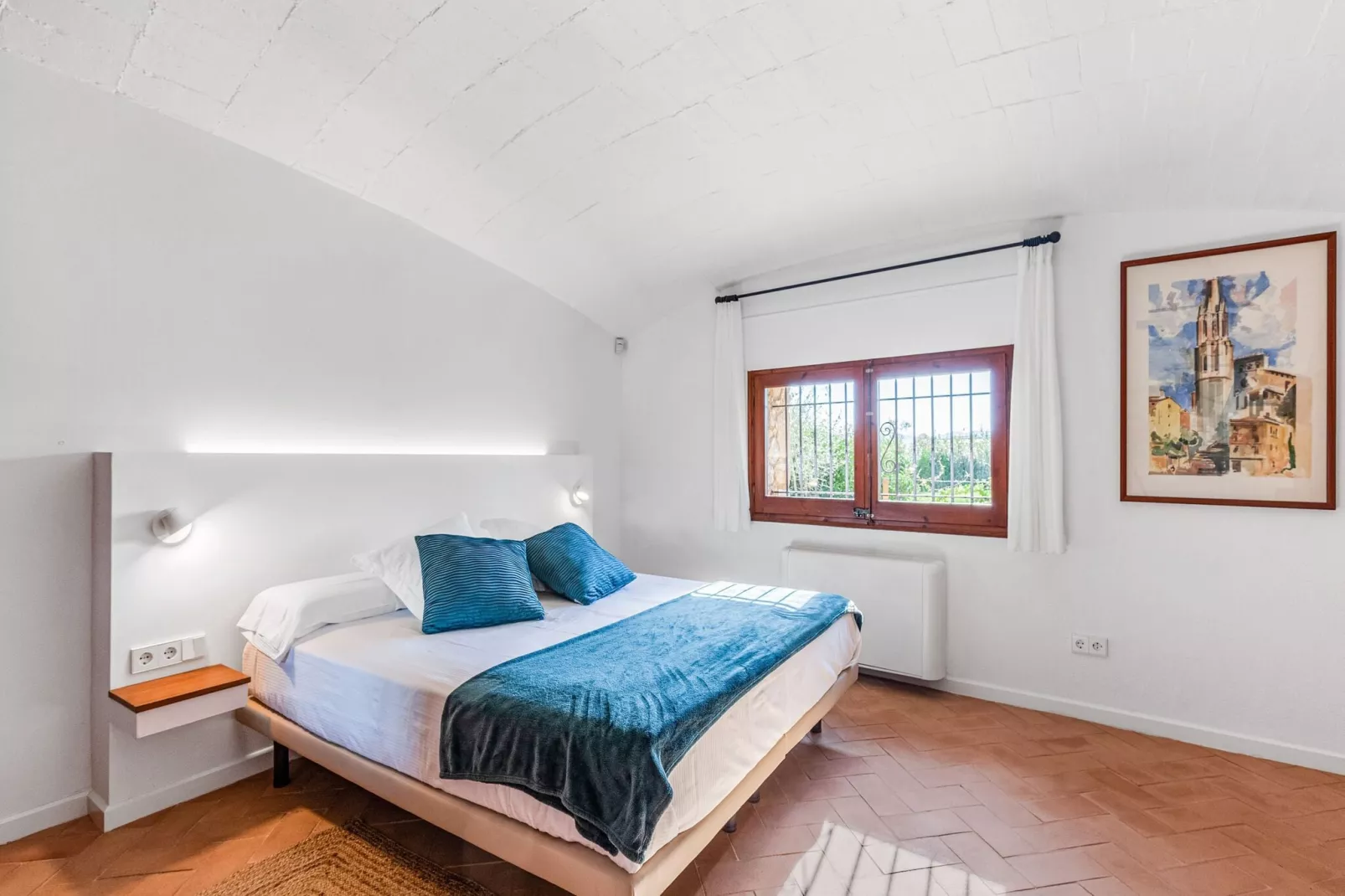 Casa con piscina en Vulpellac-Bedroom