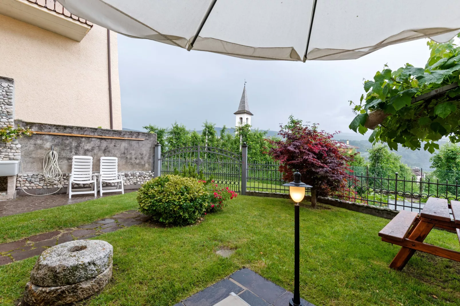 Golden Delicious-Garten Sommer