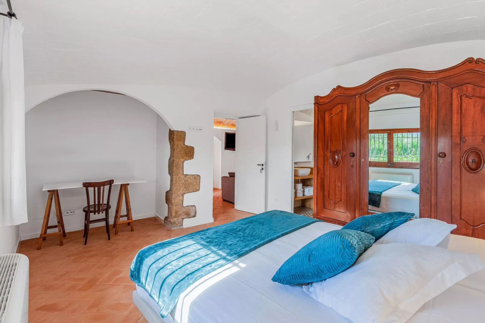 Casa con piscina en Vulpellac-Bedroom
