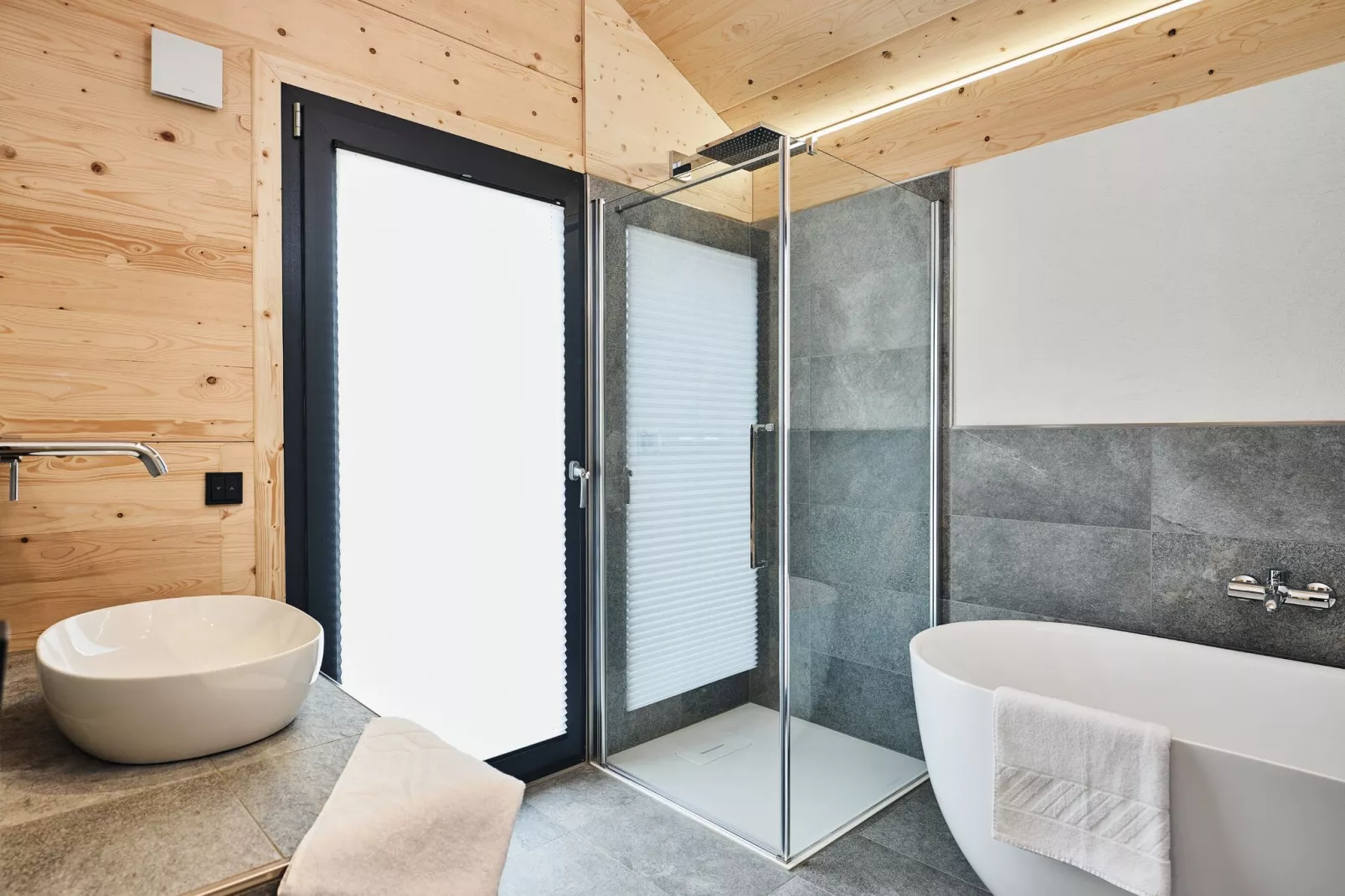 Bergresort Hauser Kaibling 11-Bathroom