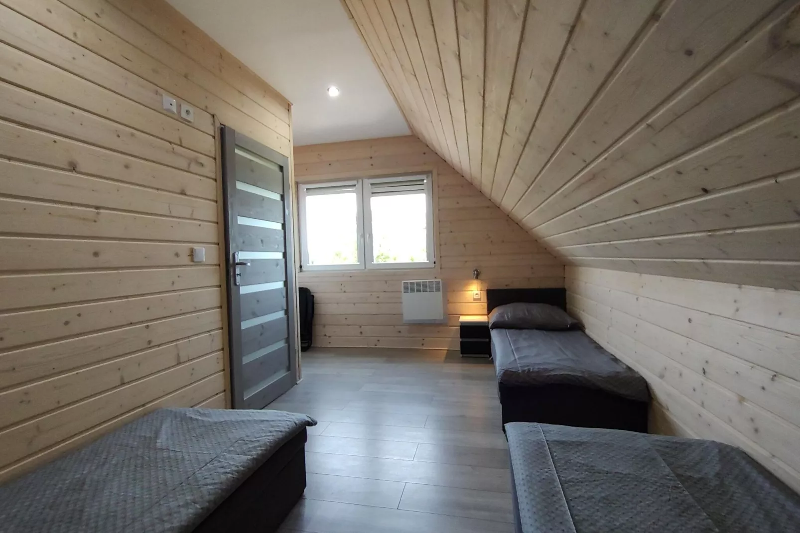 Domki piętrowe dla 8 osób-Bedroom