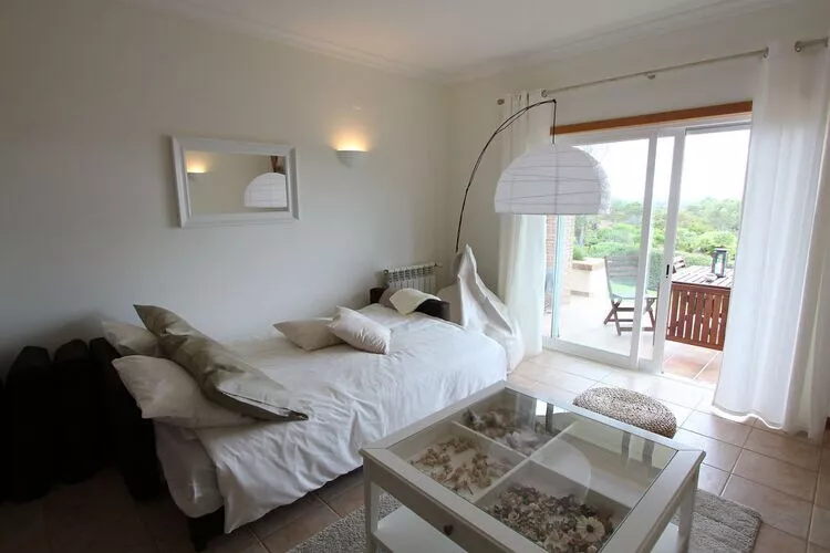 208769-Bedroom