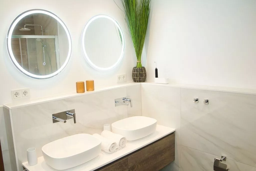 144160-Bathroom