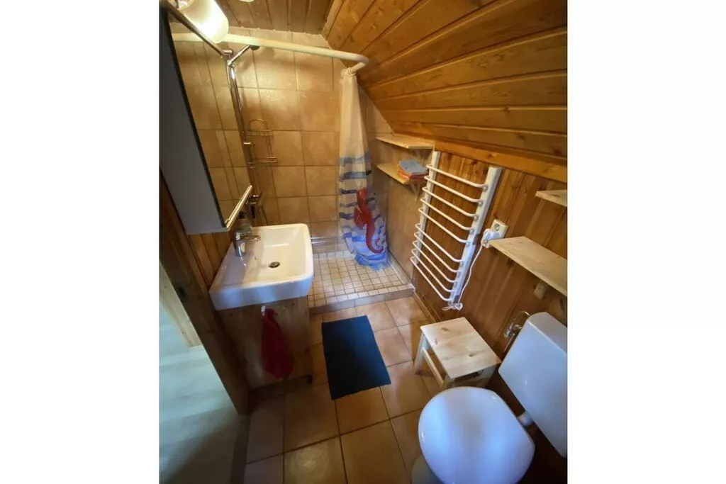 135295-Bathroom