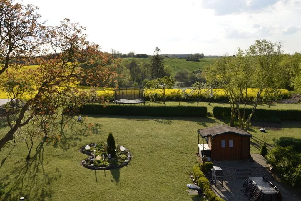 142600-View