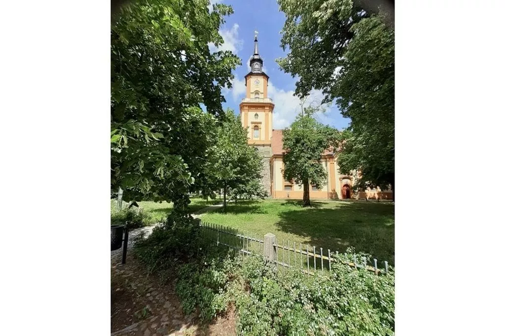 22095-View