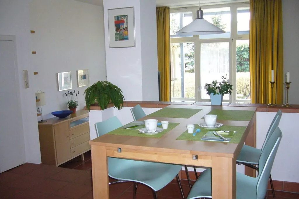 176835-Esszimmer