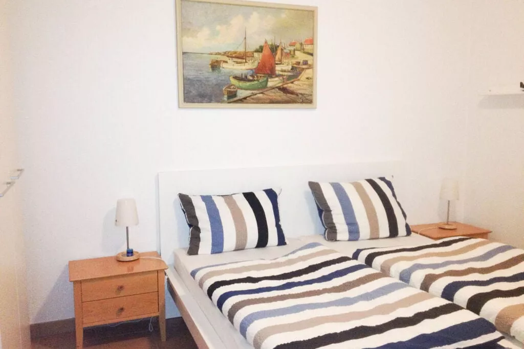 113583-Bedroom