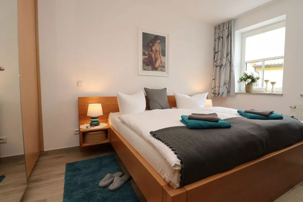 288667-Bedroom