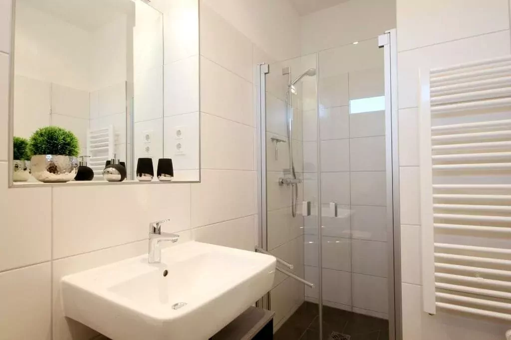 274216-Bathroom