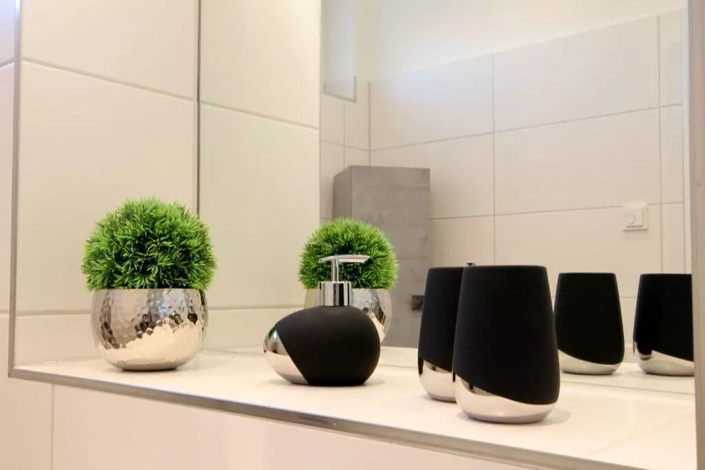 274216-Bathroom