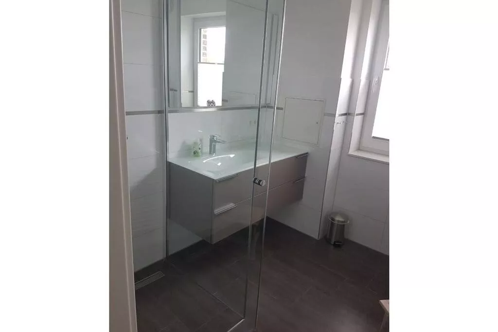 148634-Bathroom