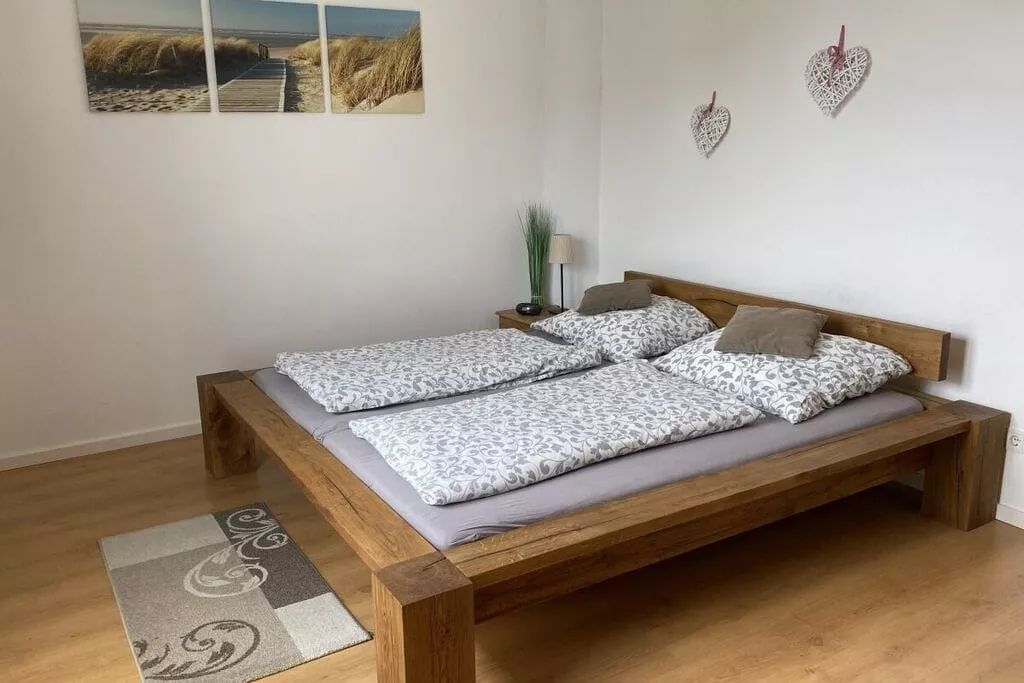 169611-Bedroom