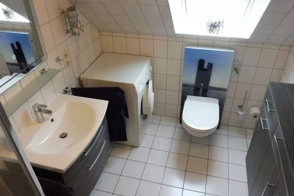 185189-Bathroom