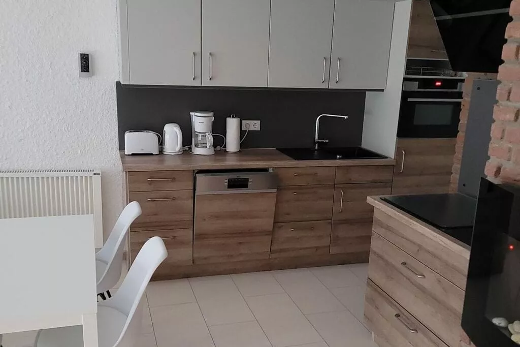 241346-Dining room
