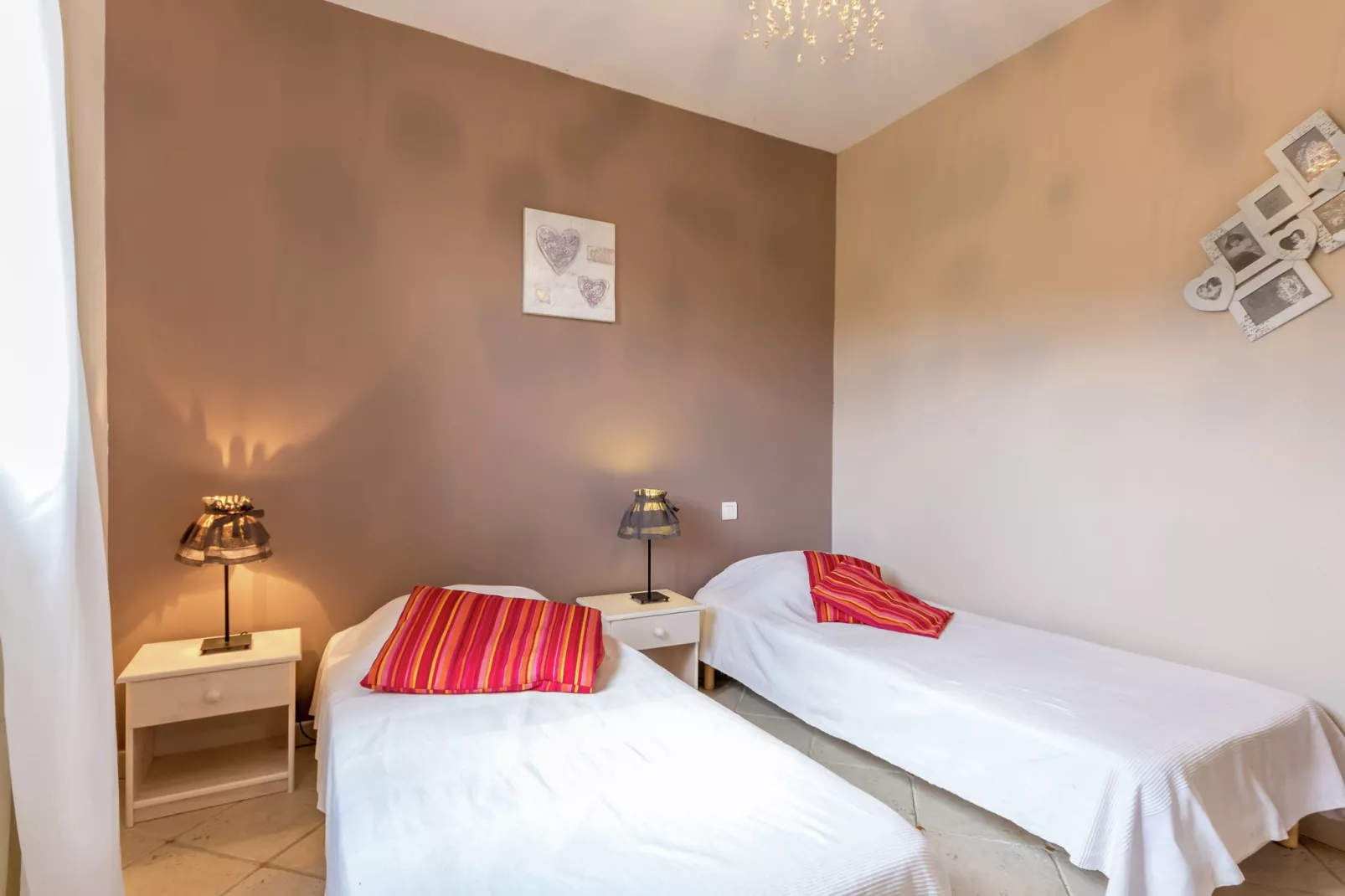 Maison de vacances Aups-Chambre