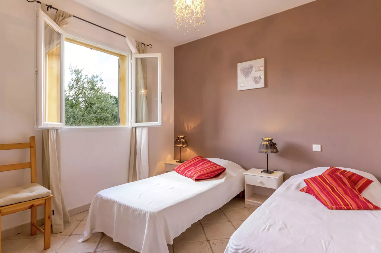 Maison de vacances Aups-Chambre