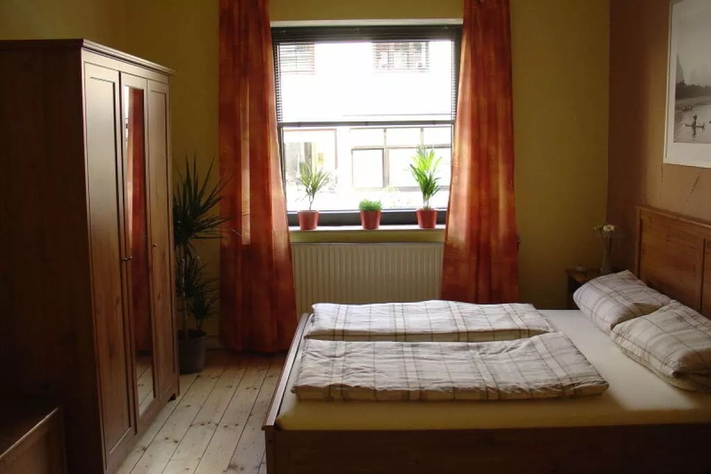 163407-Bedroom