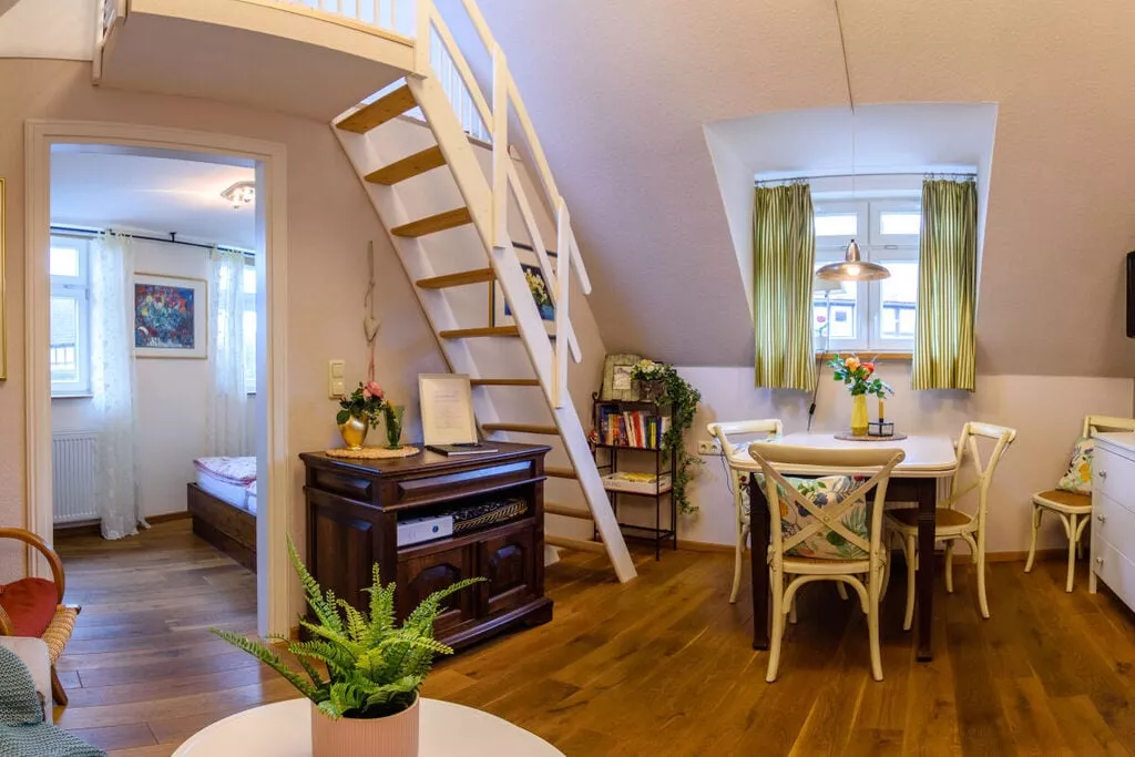 185815-Bedroom