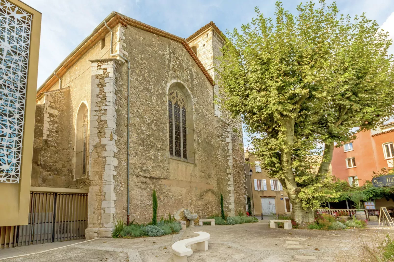 Maison de vacances Aups-Zones d'été à 1 km