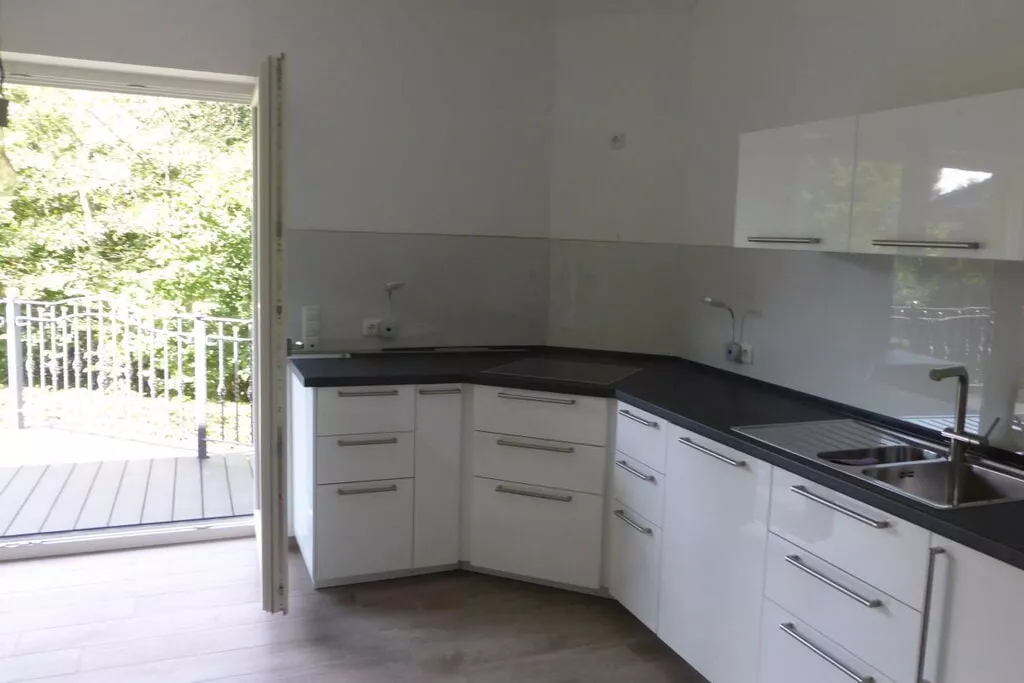 240961-Kitchen