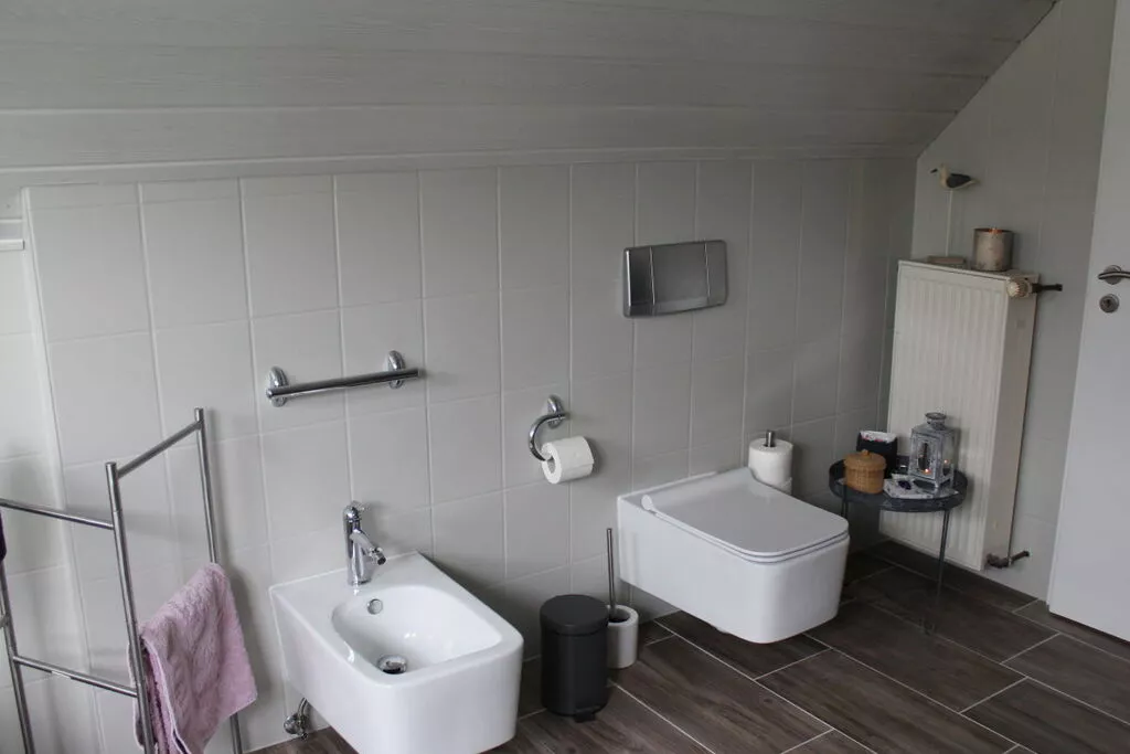 262924-Bathroom