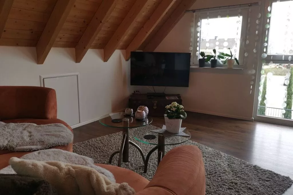 138704-Living room
