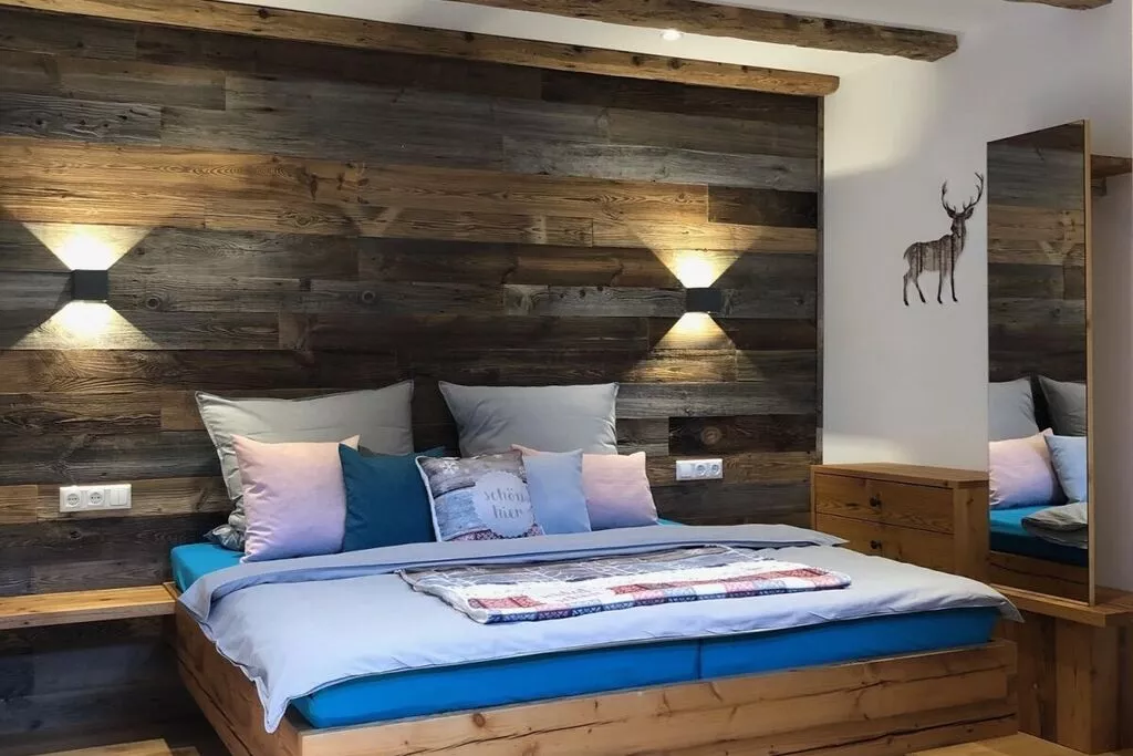 275444-Bedroom
