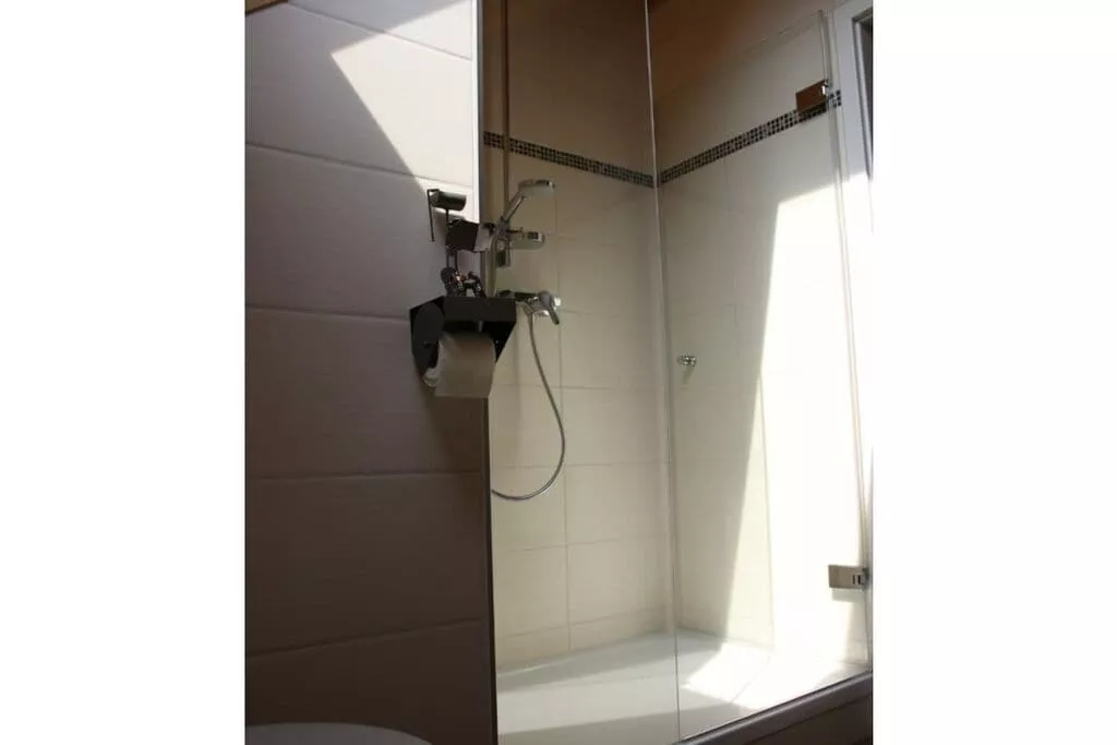 184780-Bathroom
