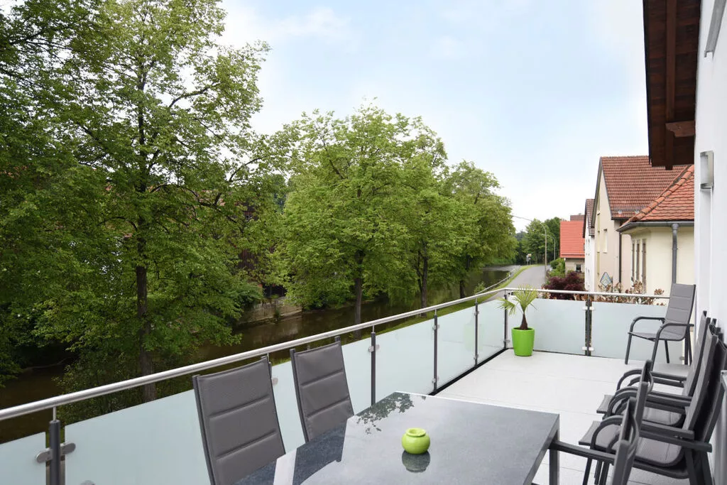 184780-View