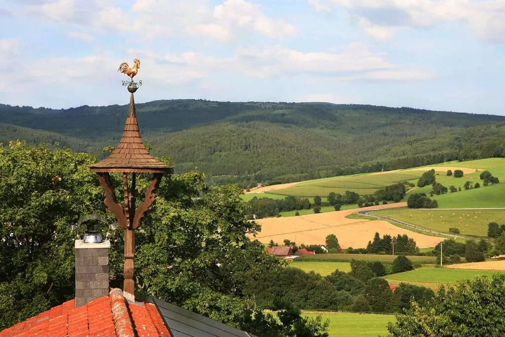 165700-View