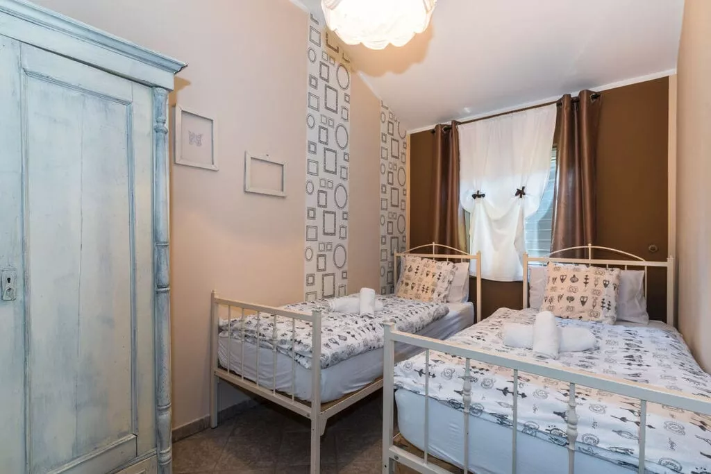 166773-Bedroom