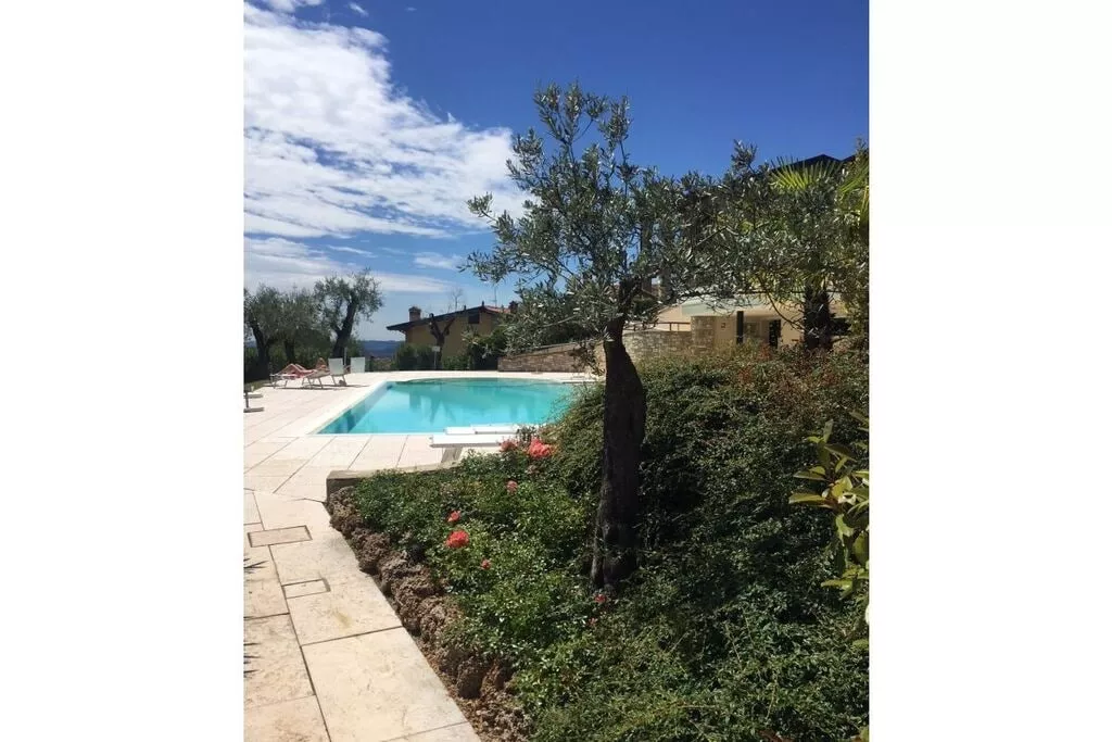 210836-Pool