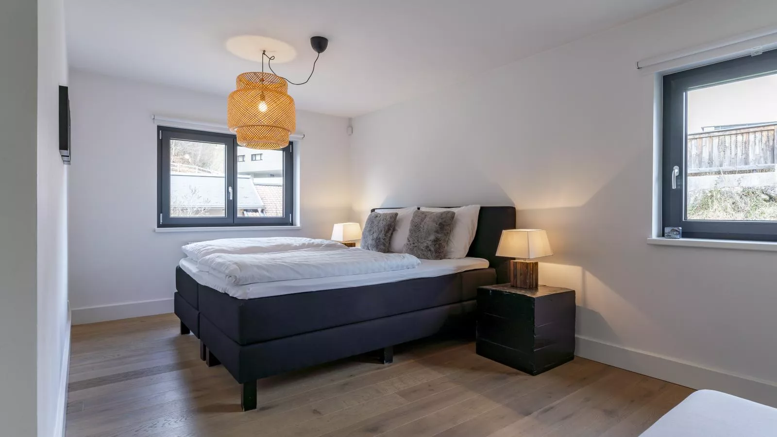 Mozart Lodge-Bedroom