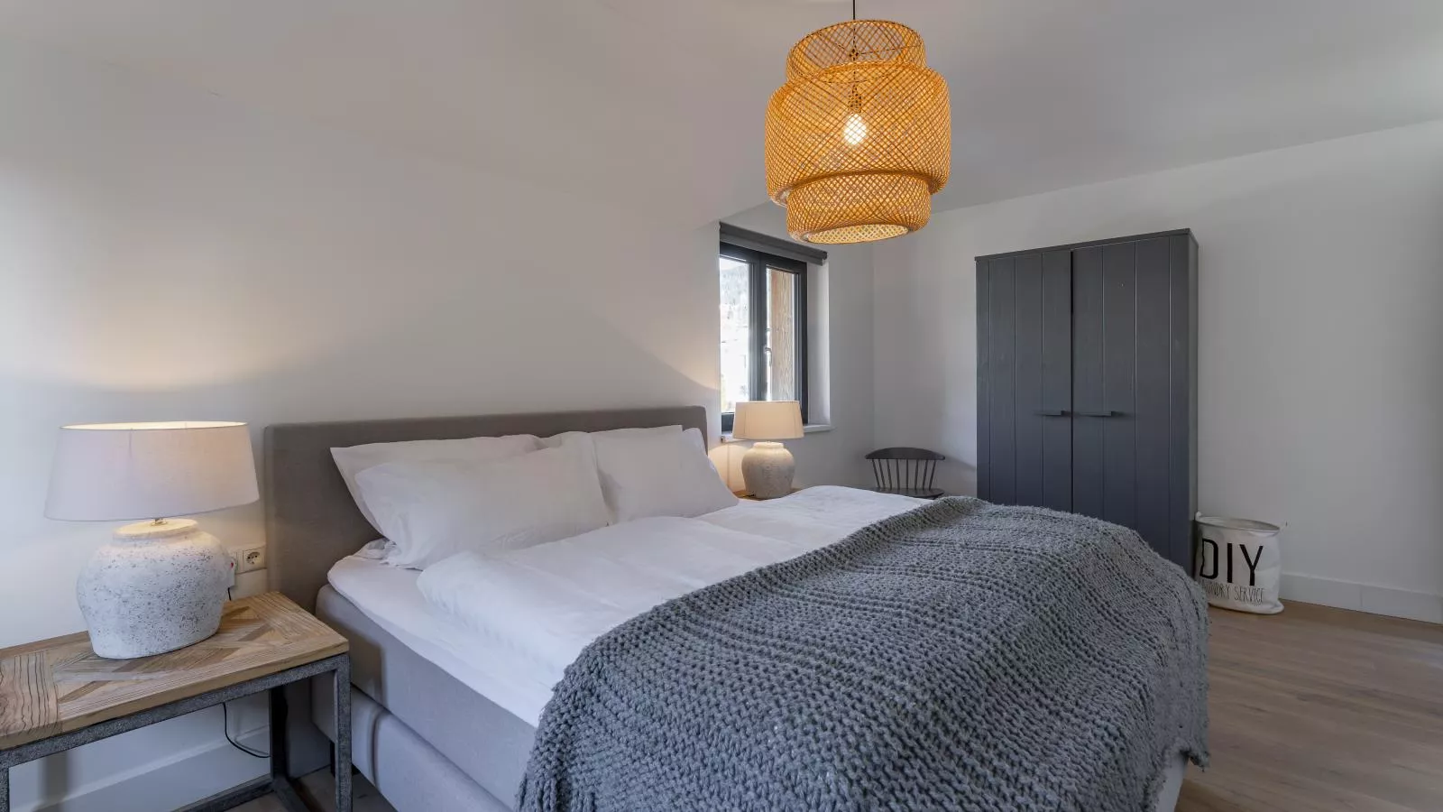 Mozart Lodge-Bedroom