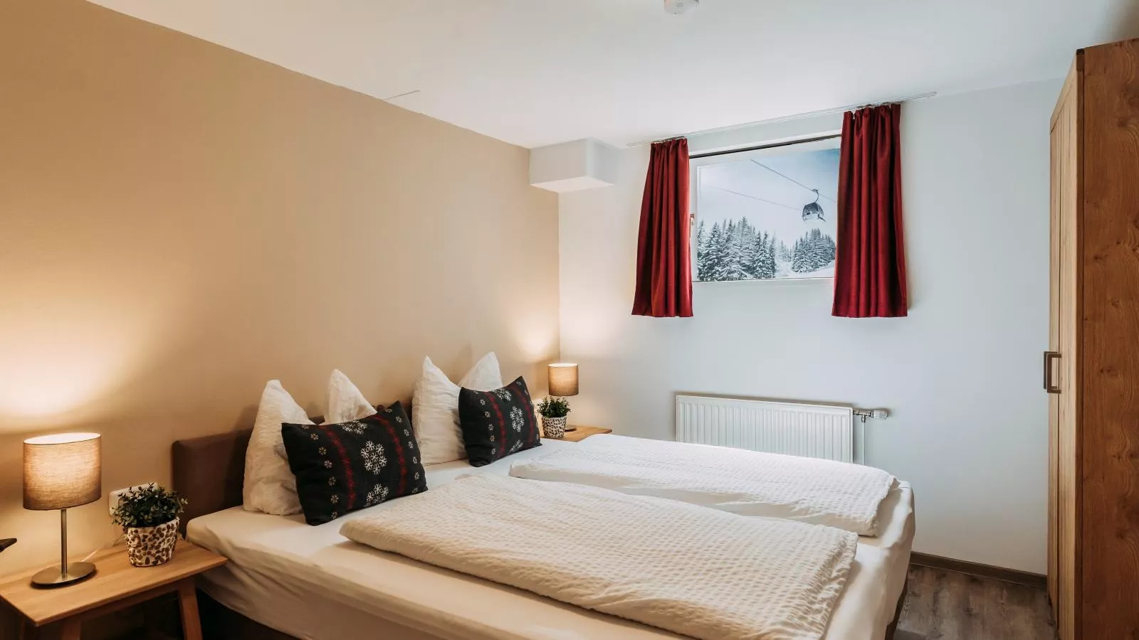 Barney M-Bedroom