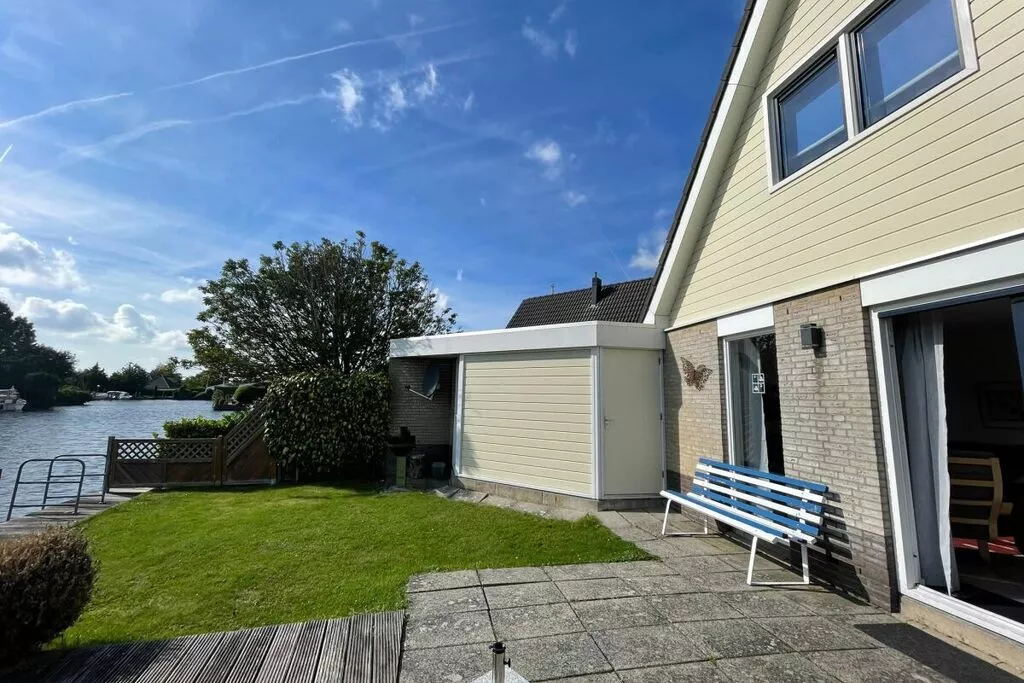 250988-Terrace