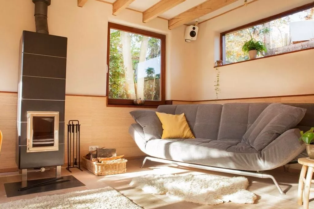 271235-Bedroom