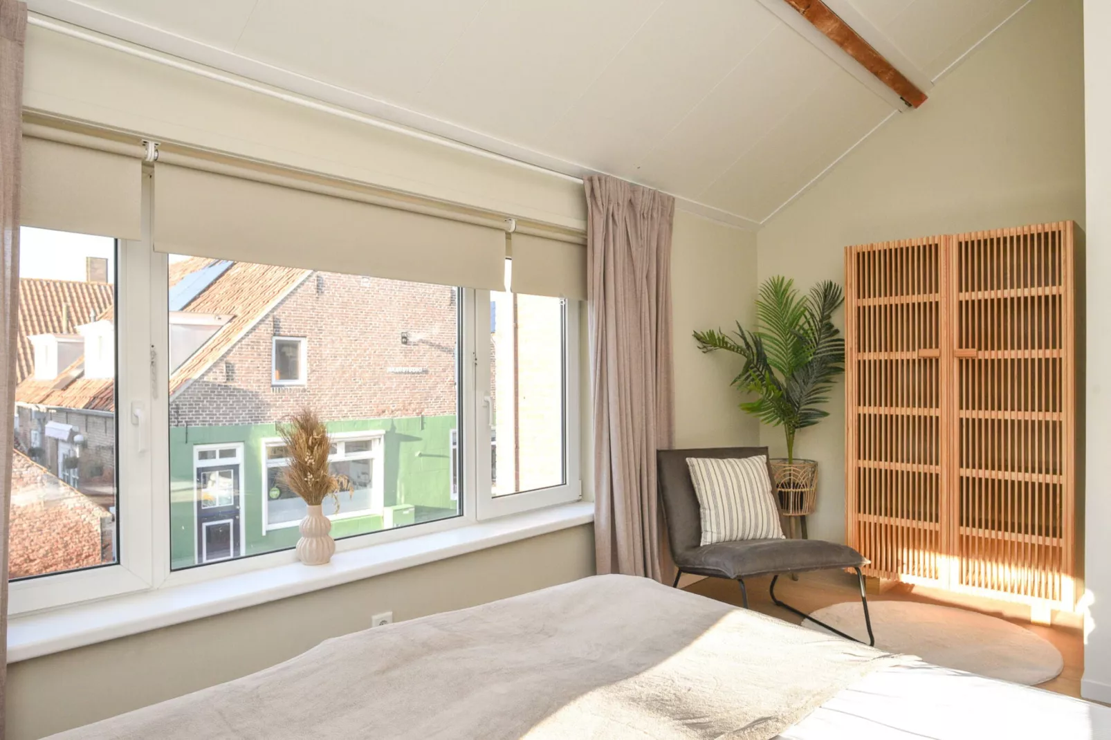 GARDEN SUITE-Schlafzimmer