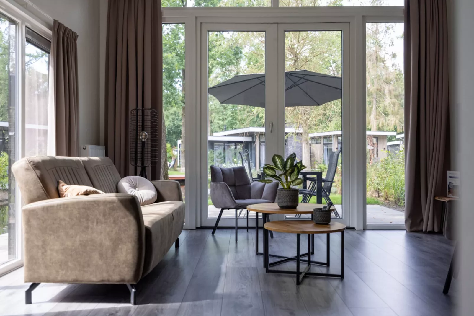 Vakantiepark De Rimboe & De Woeste Hoogte 27-Living room