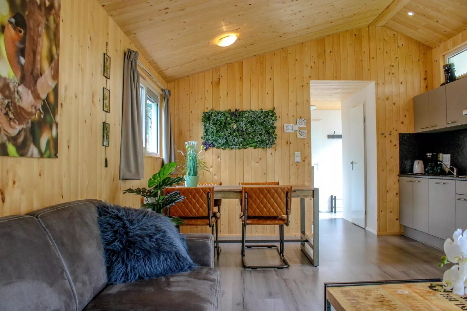 Vakantiepark De Rimboe & De Woeste Hoogte 27-Dining room