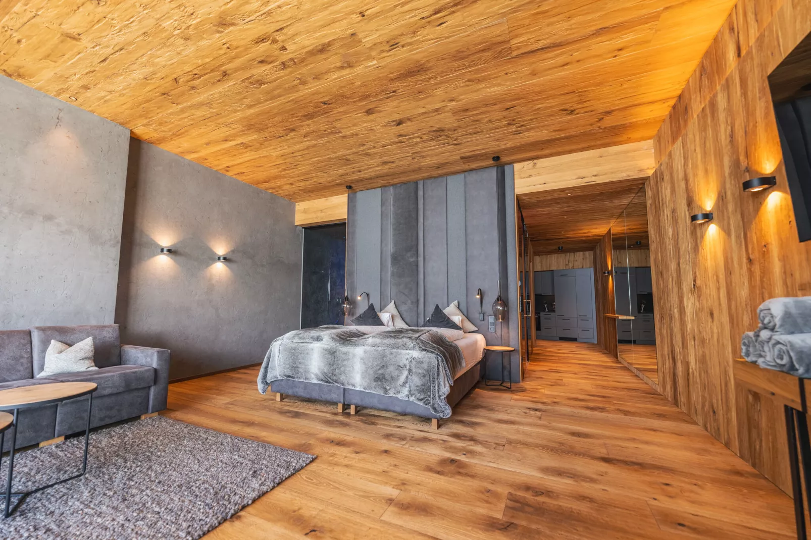 Mountain View Lofts - Amethyst-Bedroom
