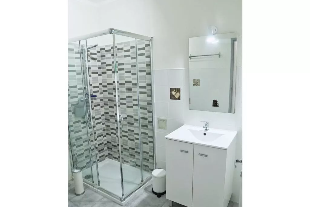 273749-Bathroom
