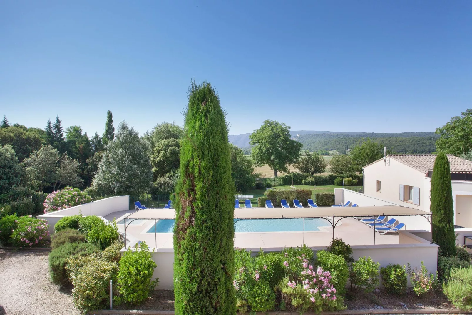 Les 4 Soleils 1-Exterior summer