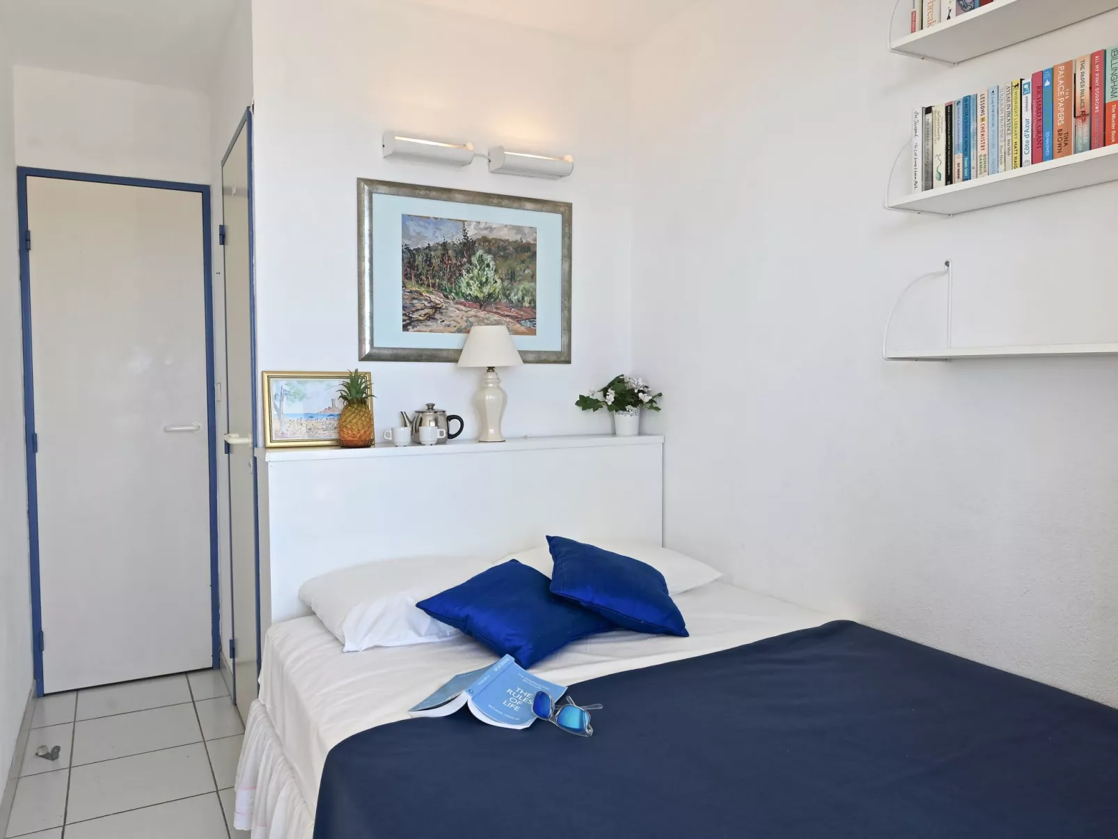 Les Bastides (O5 018)-Dedans