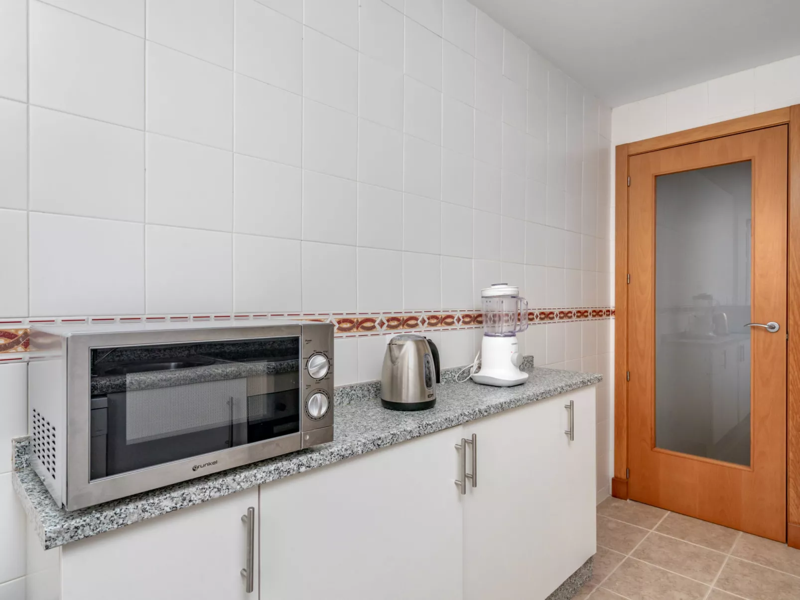 Casares del Sol-Inside