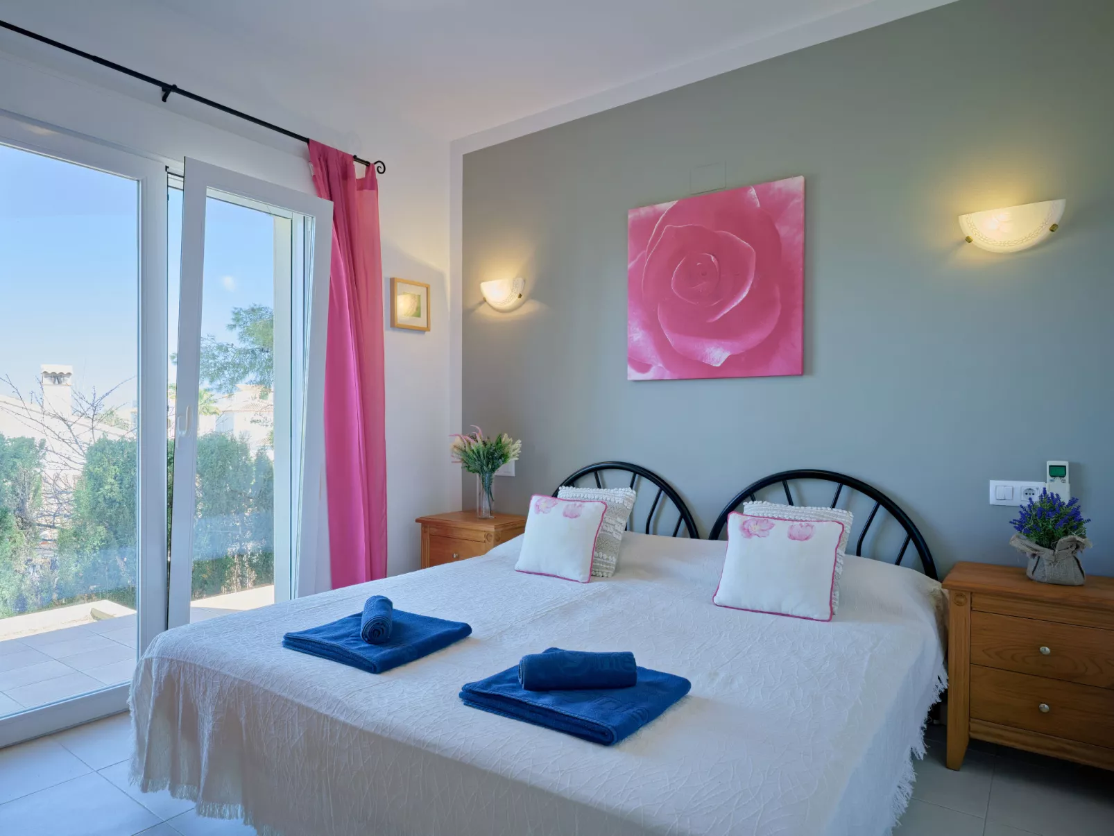 Casa Piedra-Inside